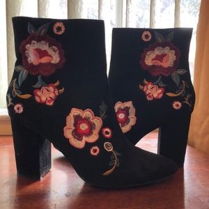 Flower boots